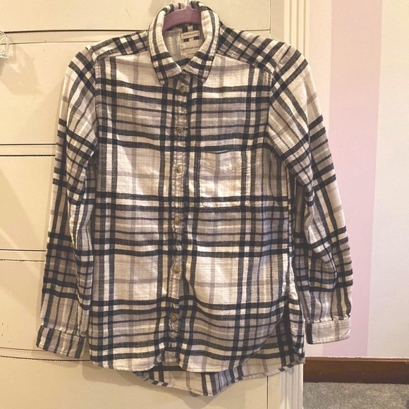 American Eagle Outfitters Tops - American Eagle Flannel